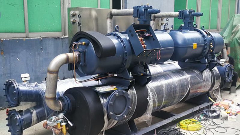 风冷式与水冷式冷水机组：性能差异与适用场景解析
